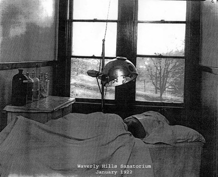 Госпиталь Вейверли Хиллз, Вэйвирли Хиллс или Уэверли Xиллс